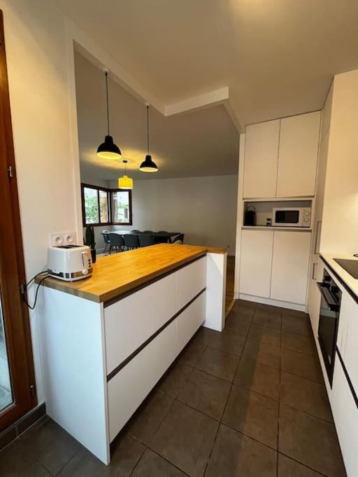 Appartement Porte De Paris / Stade De France Saint-Denis  Eksteriør billede